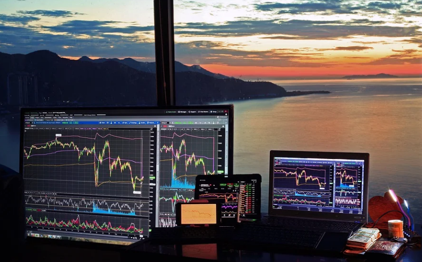 欧超杯倒计时，武汉三镇窗口期完成体检，细节引发关注，压力陡增，团队化学反应显著的简单介绍